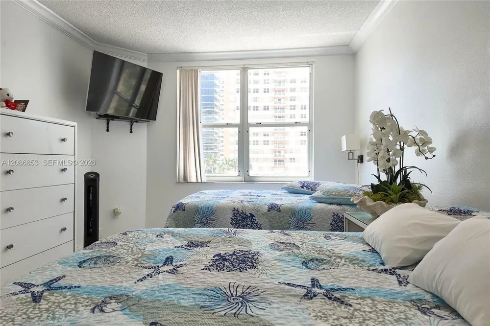 1950 S Ocean Dr #4A Hallandale Beach, FL 33009
