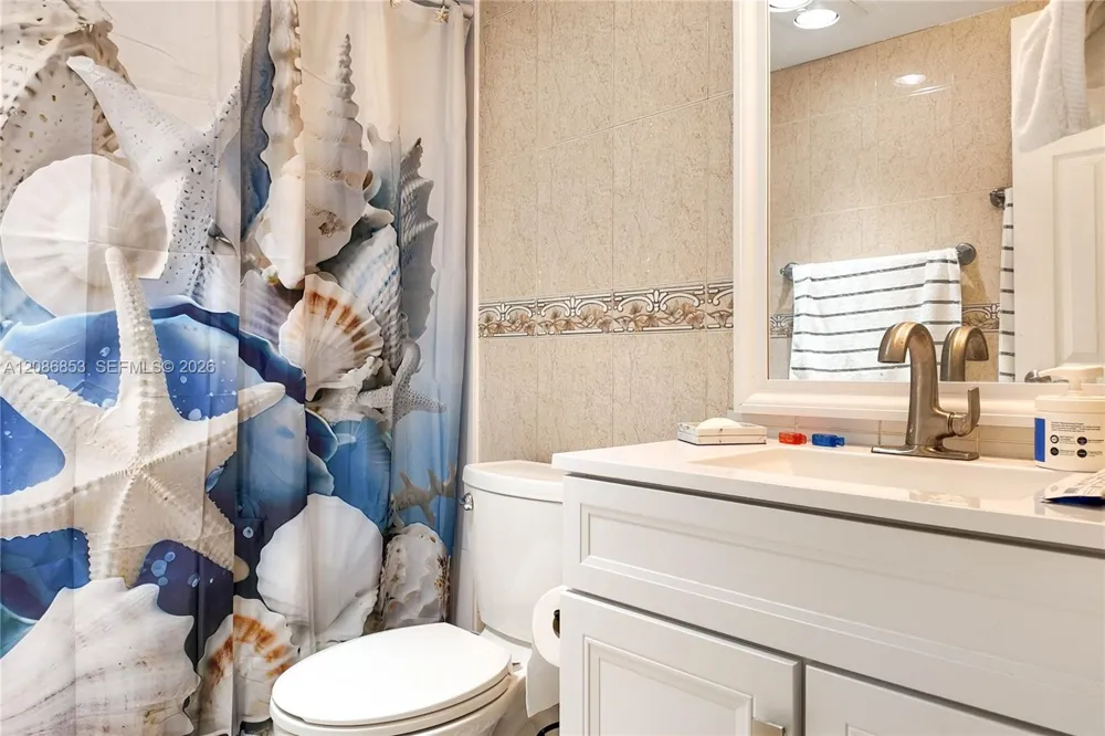 1950 S Ocean Dr #4A Hallandale Beach, FL 33009