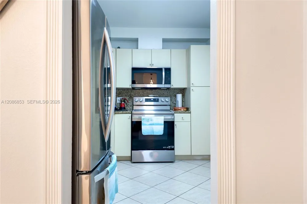 1950 S Ocean Dr #4A Hallandale Beach, FL 33009
