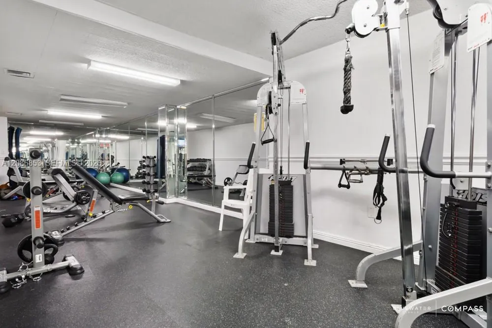 1950 S Ocean Dr #4A Hallandale Beach, FL 33009