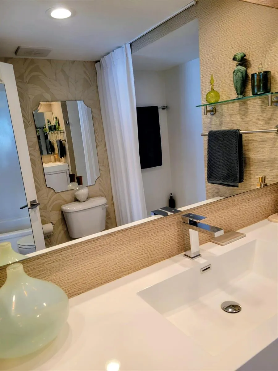 2715 Ocean Boulevard #16B Fort Lauderdale, FL 33308