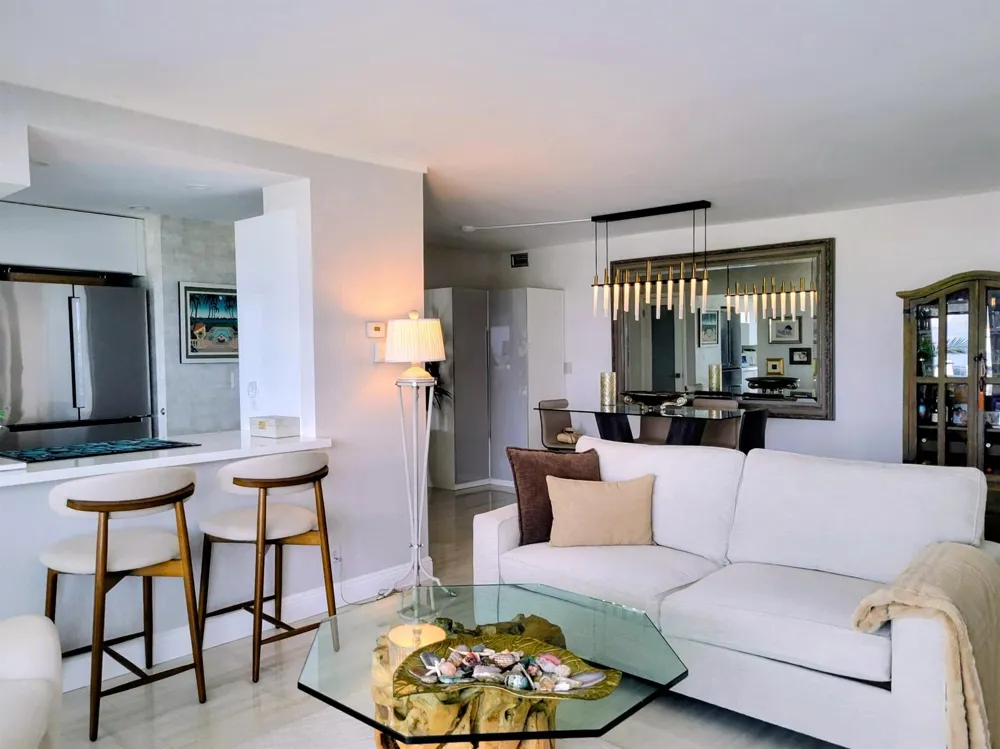 2715 Ocean Boulevard #16B Fort Lauderdale, FL 33308