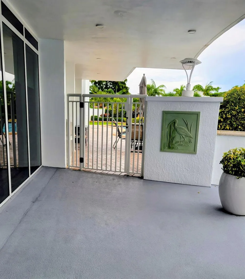 2715 Ocean Boulevard #16B Fort Lauderdale, FL 33308