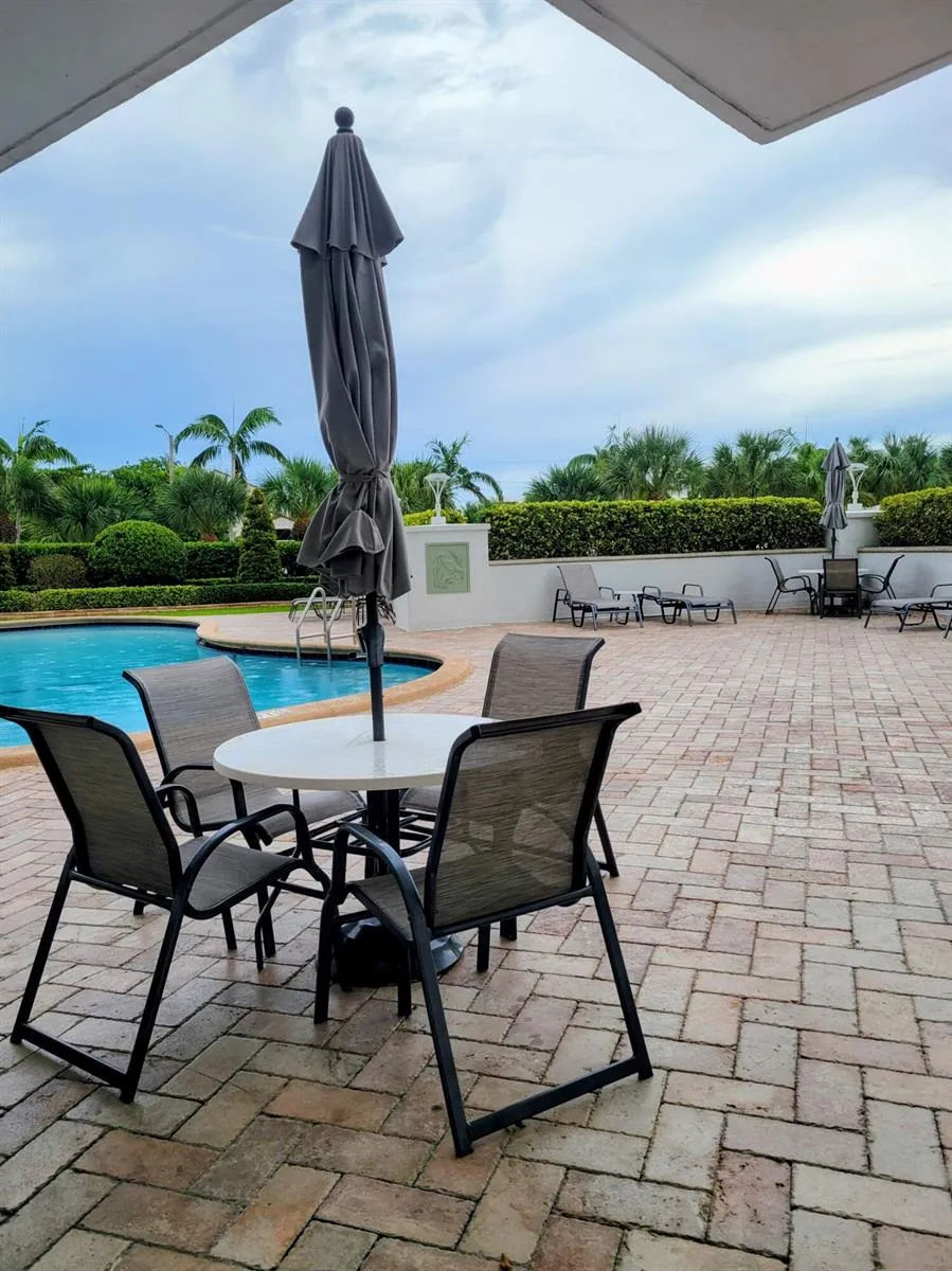 2715 Ocean Boulevard #16B Fort Lauderdale, FL 33308