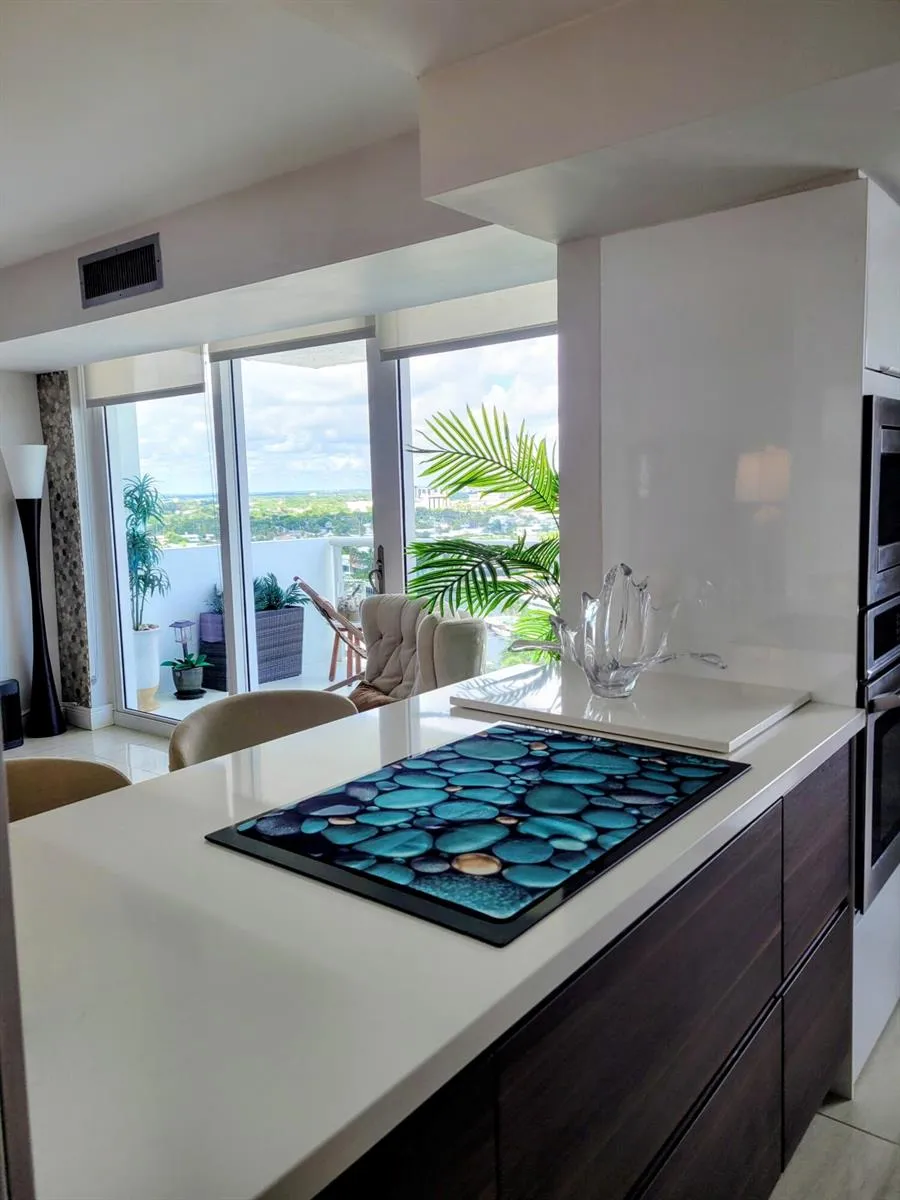 2715 Ocean Boulevard #16B Fort Lauderdale, FL 33308