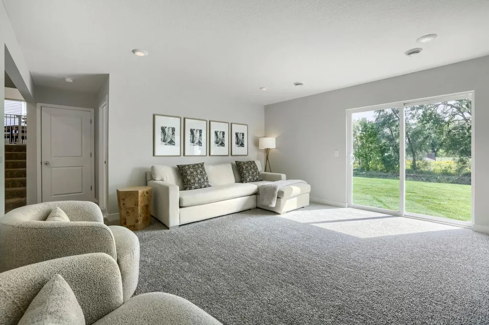 8154 182nd Street W Lakeville, MN 55044