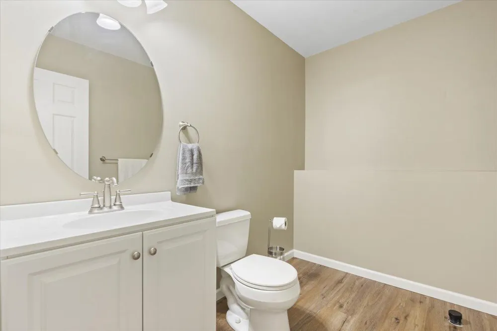 8549 Woodland Curve Saint Bonifacius, MN 55375