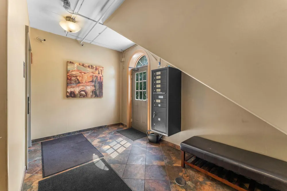 3125 Inglewood Avenue S #202 Saint Louis Park, MN 55416