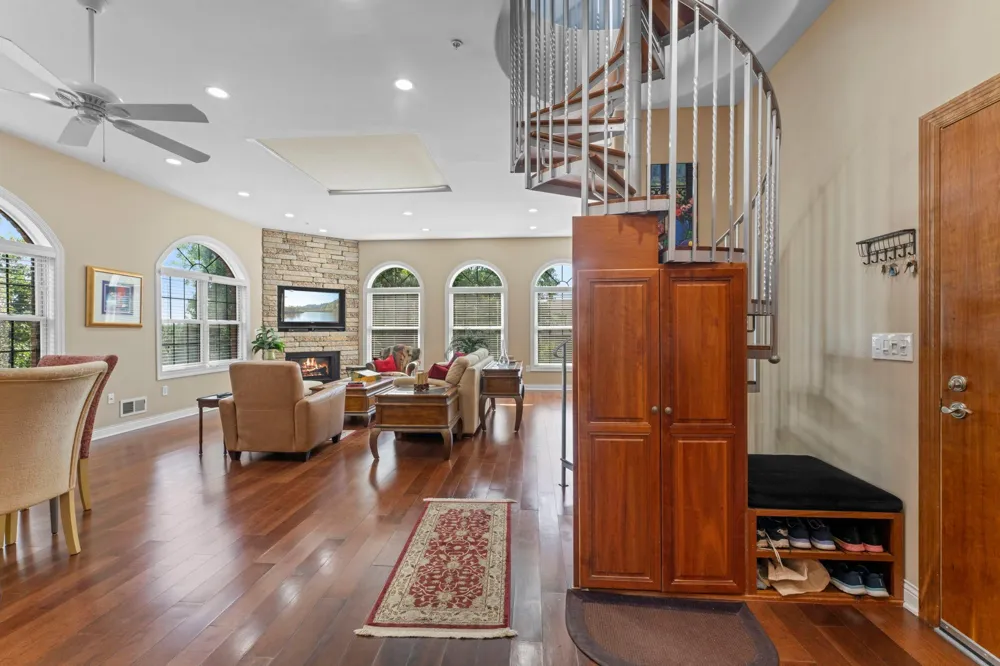 3125 Inglewood Avenue S #202 Saint Louis Park, MN 55416