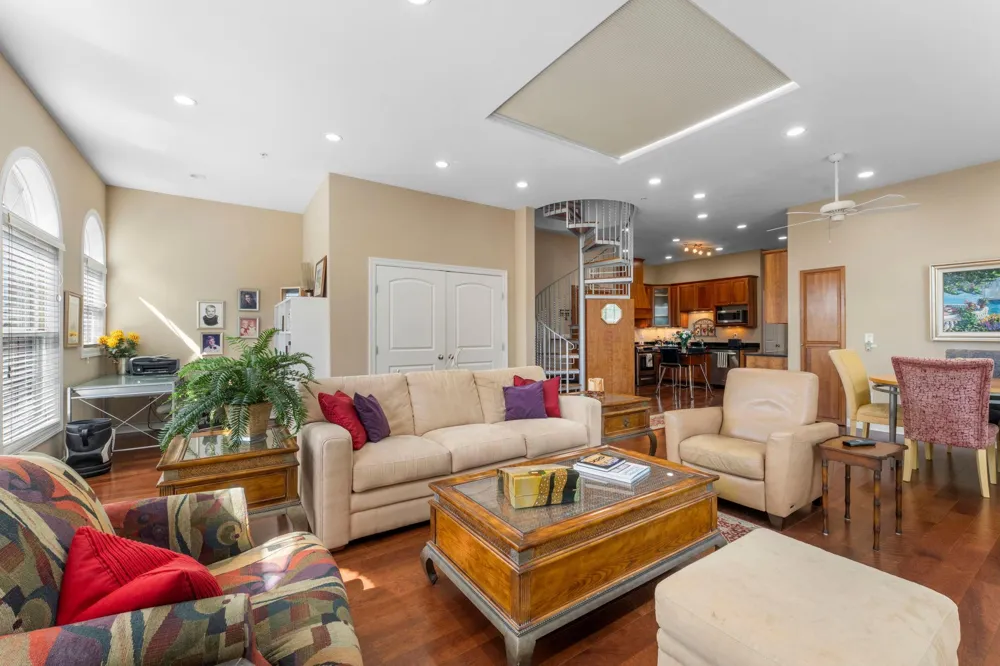 3125 Inglewood Avenue S #202 Saint Louis Park, MN 55416
