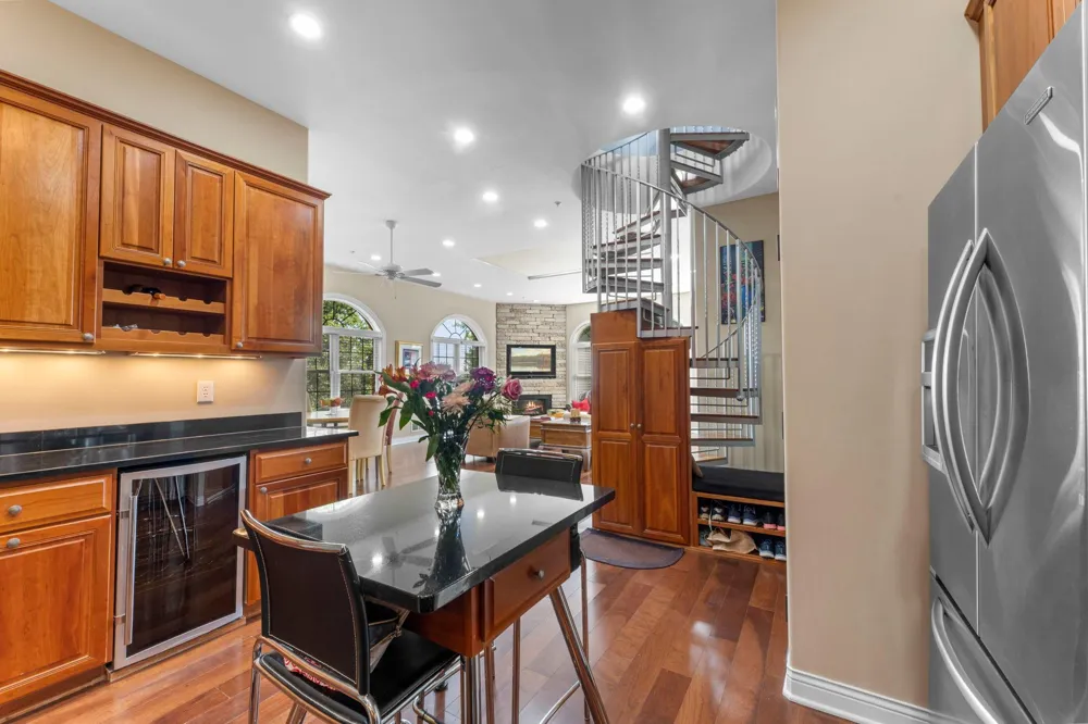 3125 Inglewood Avenue S #202 Saint Louis Park, MN 55416