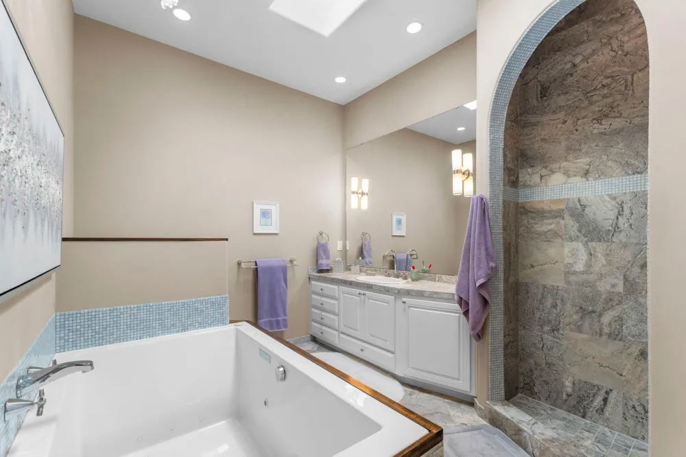 3125 Inglewood Avenue S #202 Saint Louis Park, MN 55416
