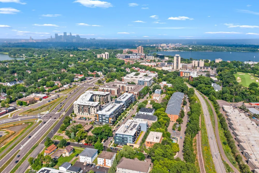 3125 Inglewood Avenue S #202 Saint Louis Park, MN 55416