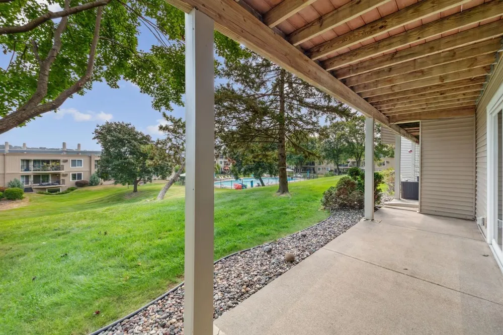 6313 Saint Croix Trail Stillwater, MN 55082