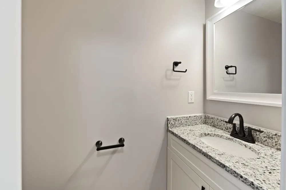 6313 Saint Croix Trail Stillwater, MN 55082