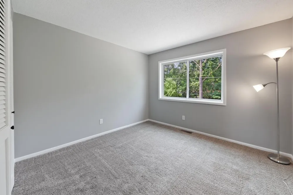 6313 Saint Croix Trail Stillwater, MN 55082