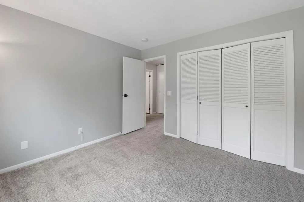 6313 Saint Croix Trail Stillwater, MN 55082
