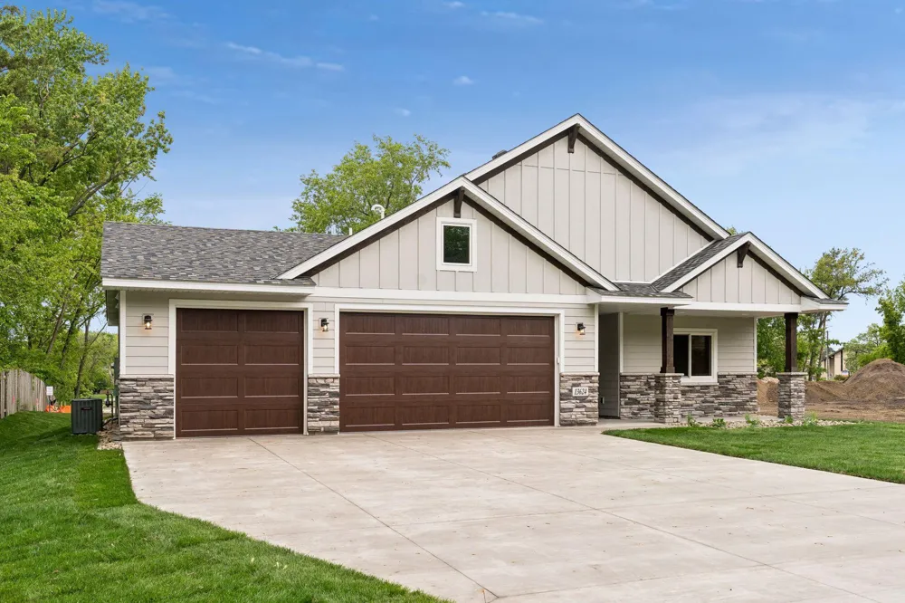 13664 Gladiola Street NW Andover, MN 55304