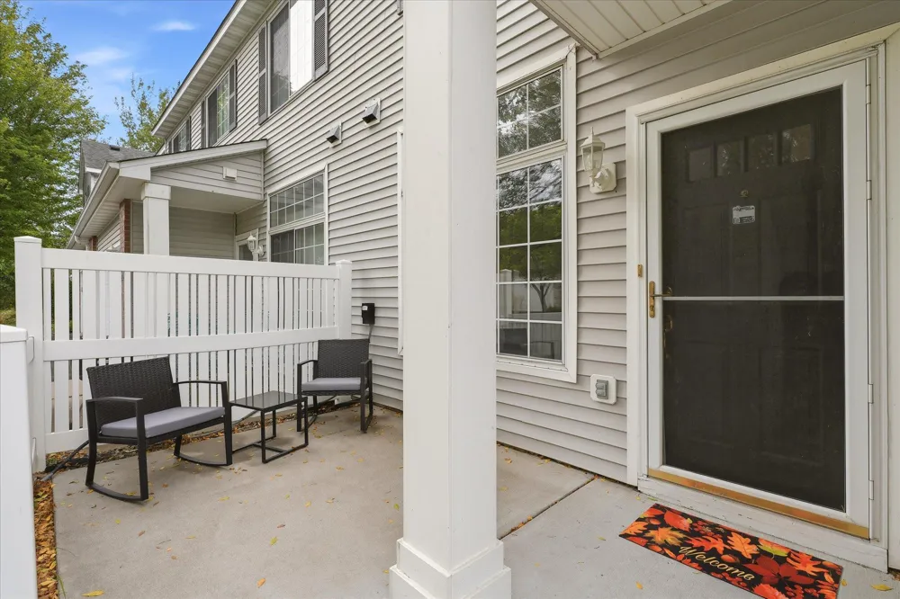 18155 96th Avenue Maple Grove, MN 55311