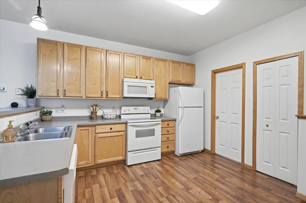 18155 96th Avenue Maple Grove, MN 55311