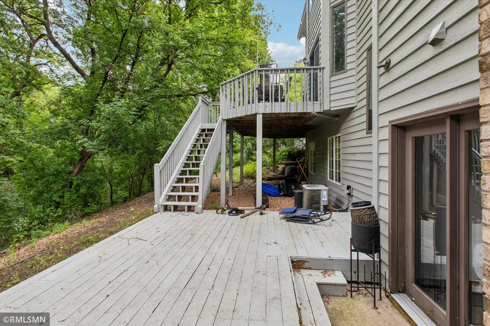 13789 Guild Avenue Apple Valley, MN 55124