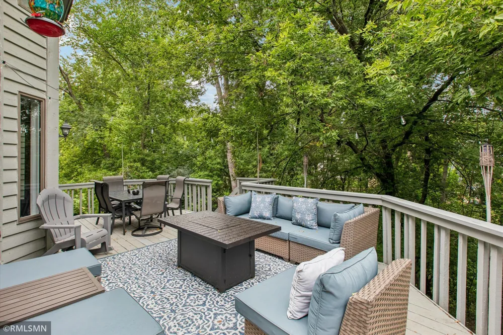 13789 Guild Avenue Apple Valley, MN 55124