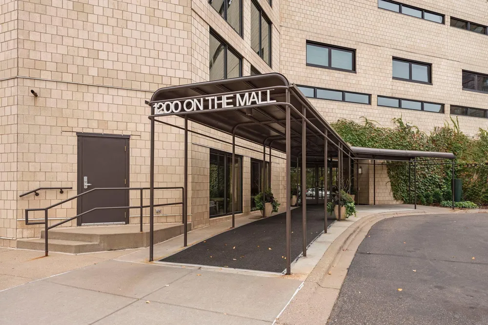 1200 Nicollet Mall #518 Minneapolis, MN 55403