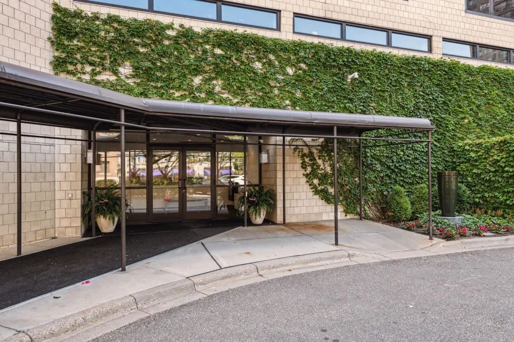 1200 Nicollet Mall #518 Minneapolis, MN 55403
