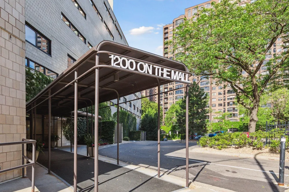 1200 Nicollet Mall #518 Minneapolis, MN 55403