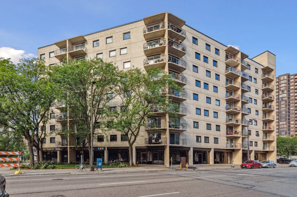 1200 Nicollet Mall #518 Minneapolis, MN 55403