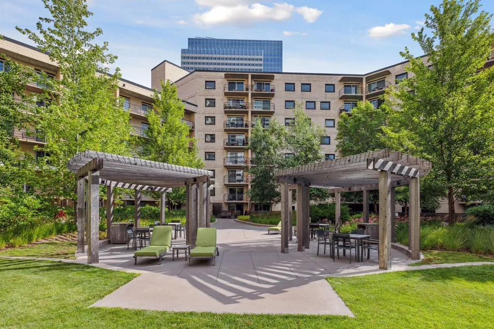 1200 Nicollet Mall #518 Minneapolis, MN 55403
