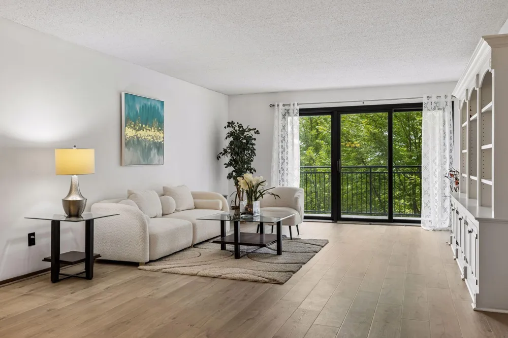 1200 Nicollet Mall #518 Minneapolis, MN 55403