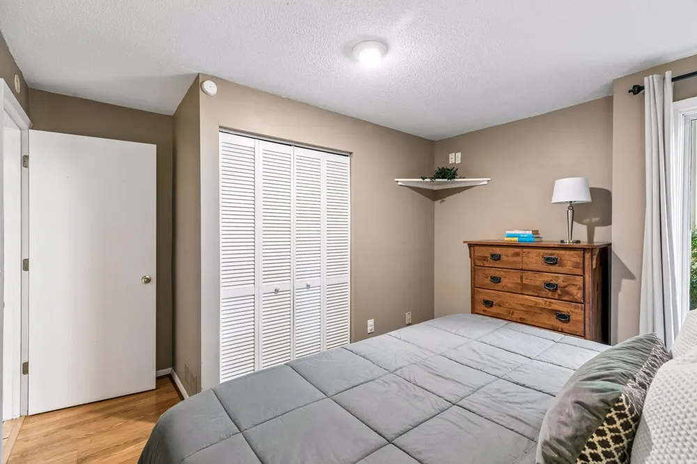15 High Circle Way North Oaks, MN 55127