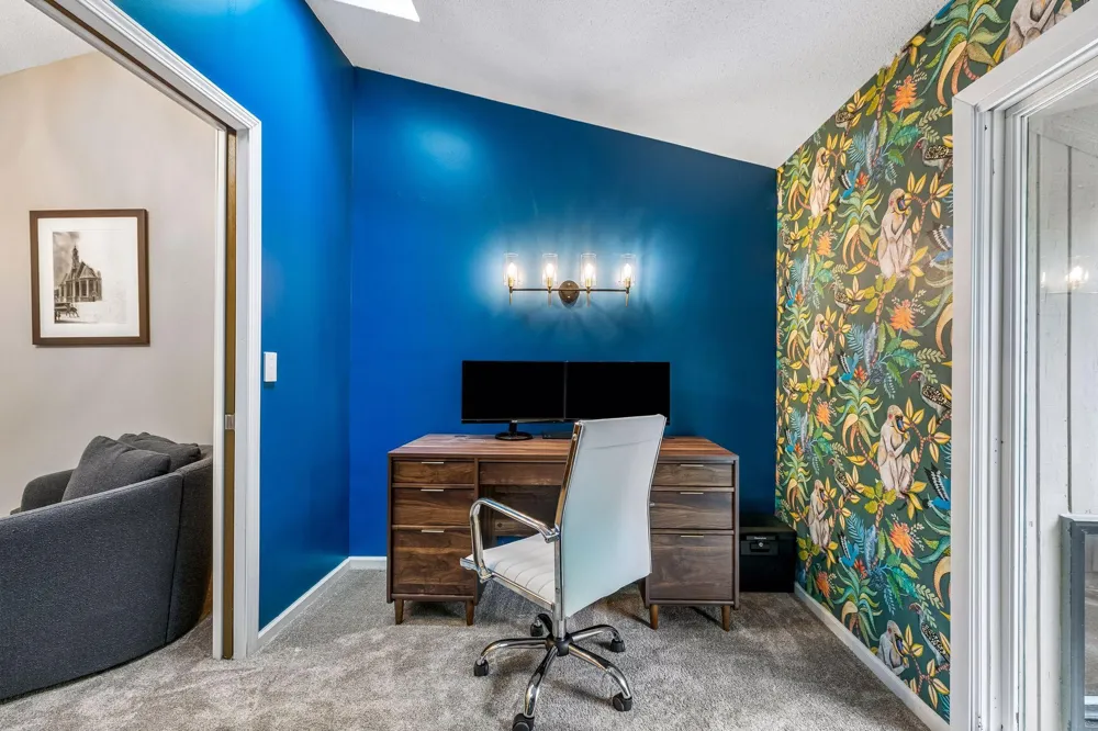 15 High Circle Way North Oaks, MN 55127