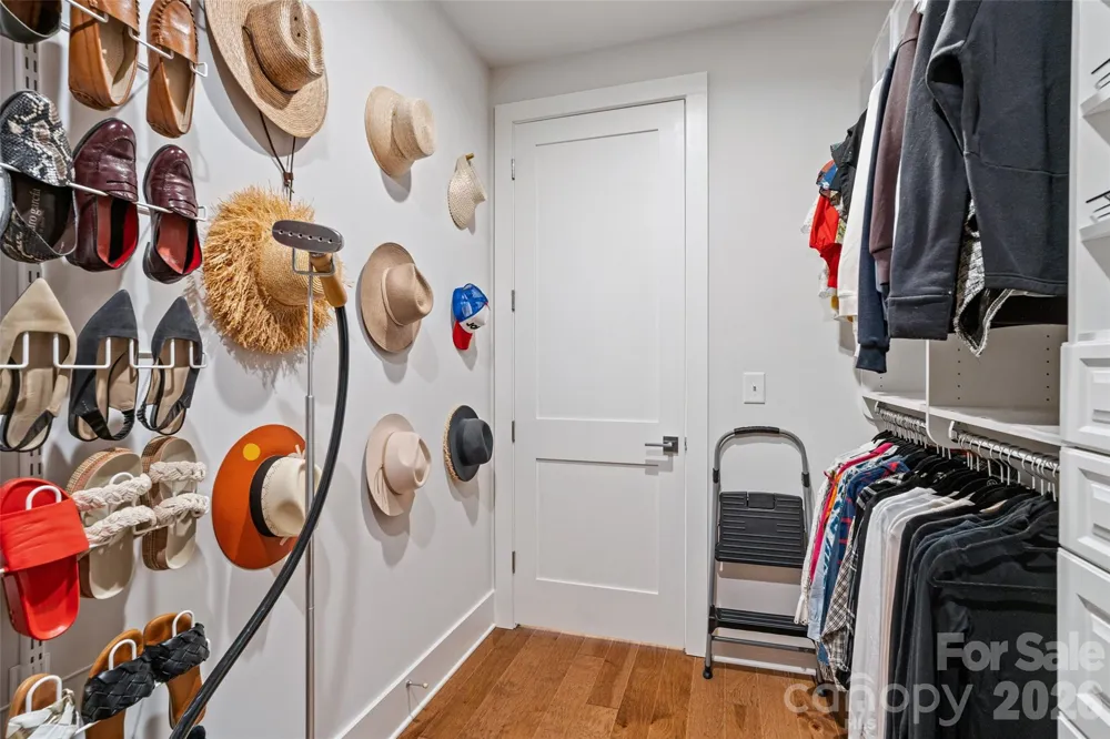 2212 Nolen Ridge Avenue Charlotte, NC 28209