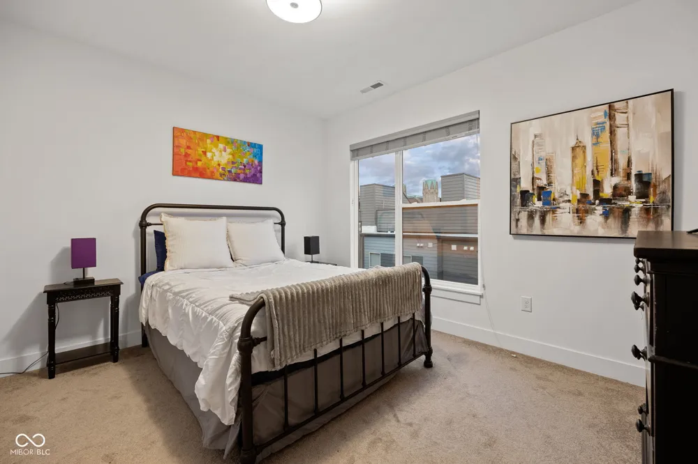 727 Illinois Street #204 Indianapolis, IN 46204