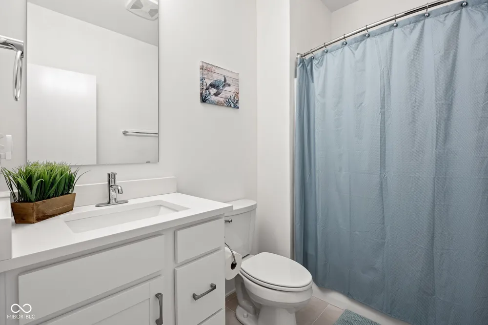 727 Illinois Street #204 Indianapolis, IN 46204