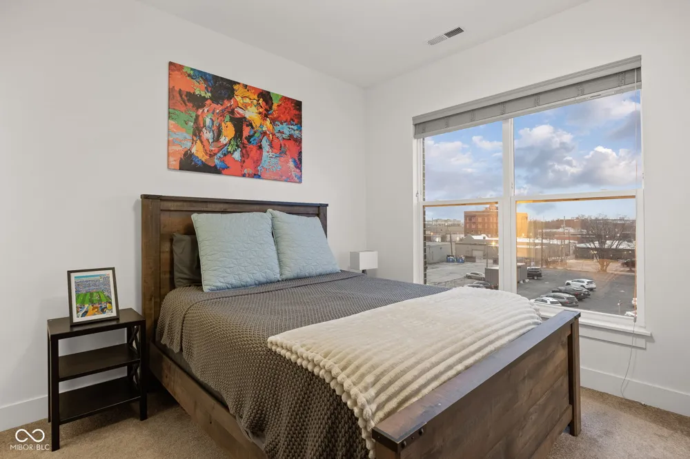 727 Illinois Street #204 Indianapolis, IN 46204