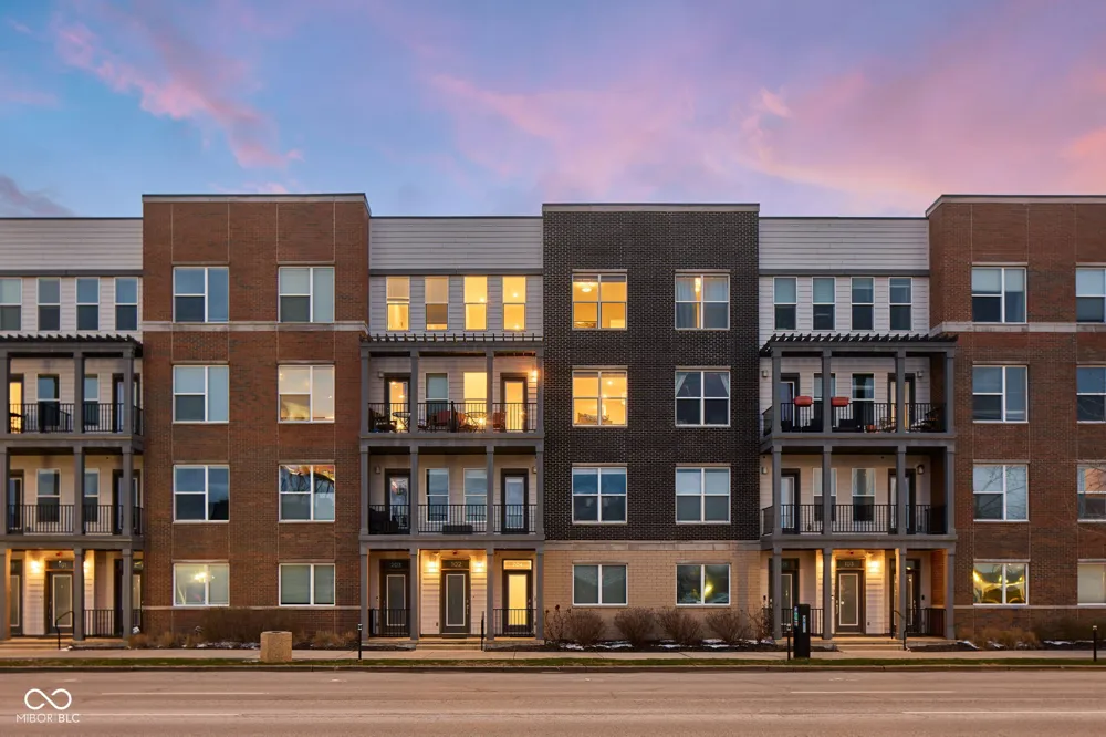 727 Illinois Street #204 Indianapolis, IN 46204