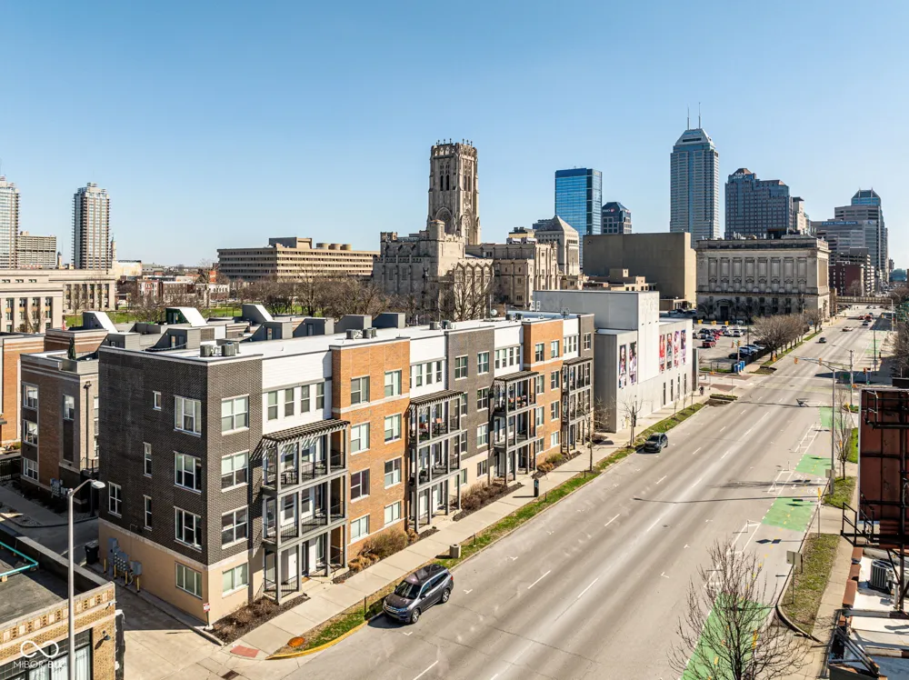 727 Illinois Street #204 Indianapolis, IN 46204