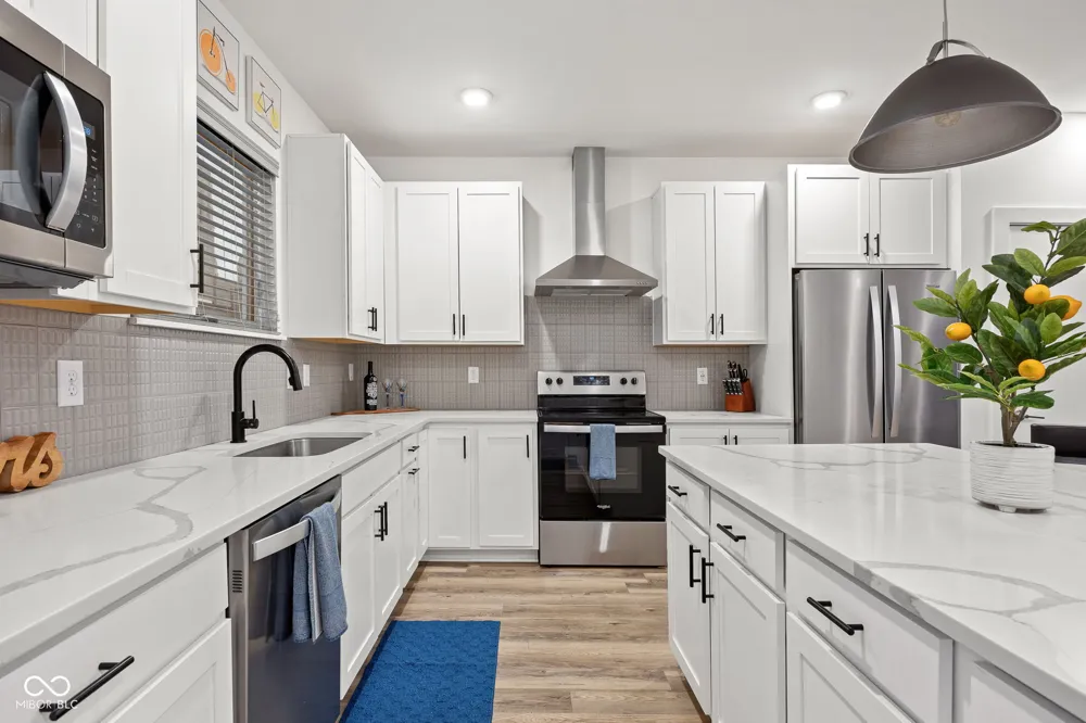 727 Illinois Street #204 Indianapolis, IN 46204