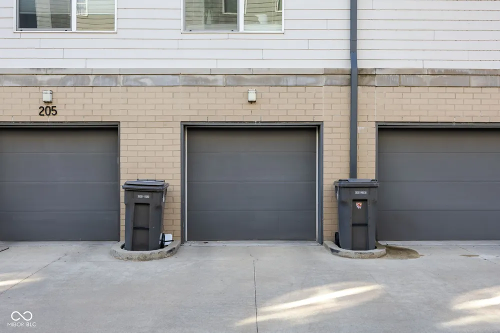 727 Illinois Street #204 Indianapolis, IN 46204