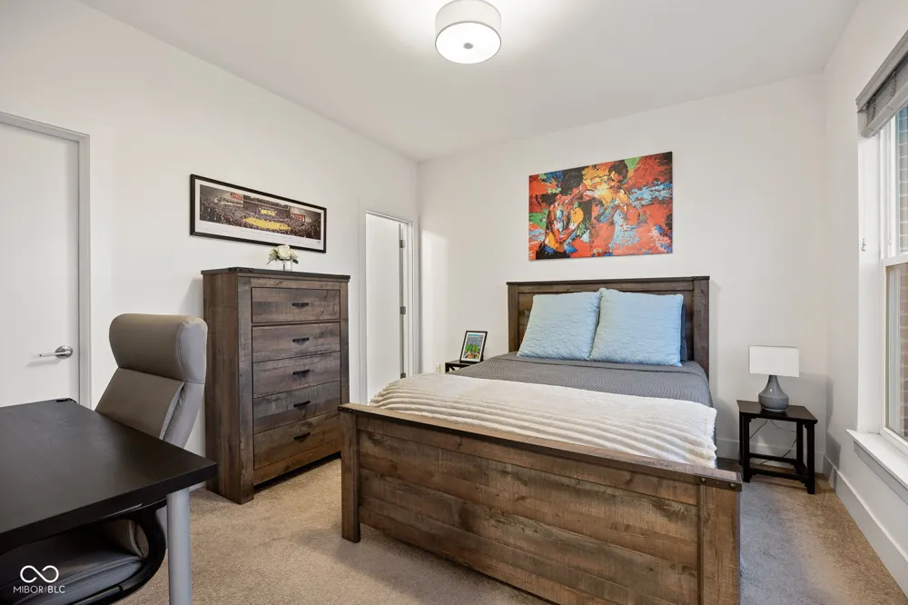 727 Illinois Street #204 Indianapolis, IN 46204