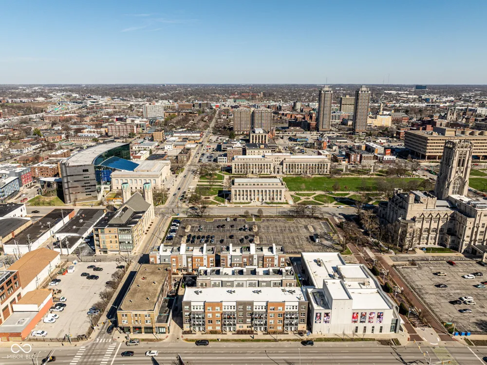 727 Illinois Street #204 Indianapolis, IN 46204