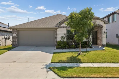 836 Foxtail Bend