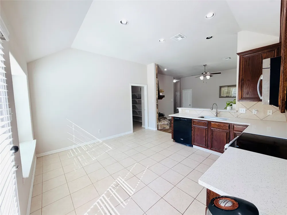 214 Lavaca Drive Princeton, TX 75407