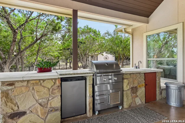 178 Whitell Bay Canyon Lake, TX 78133