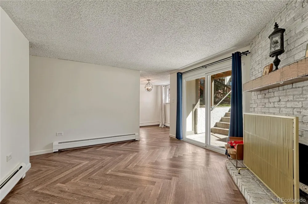2700 S Holly Street #100 Denver, CO 80222