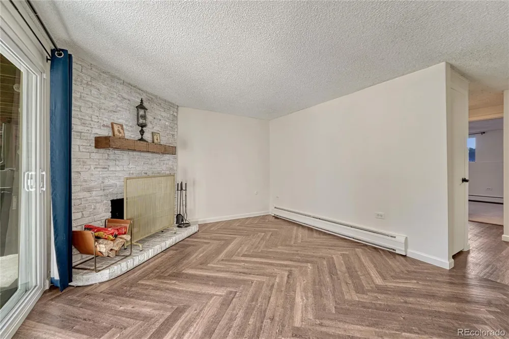 2700 S Holly Street #100 Denver, CO 80222