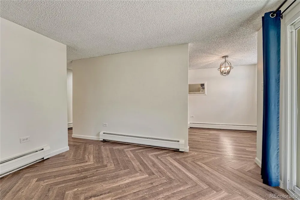 2700 S Holly Street #100 Denver, CO 80222
